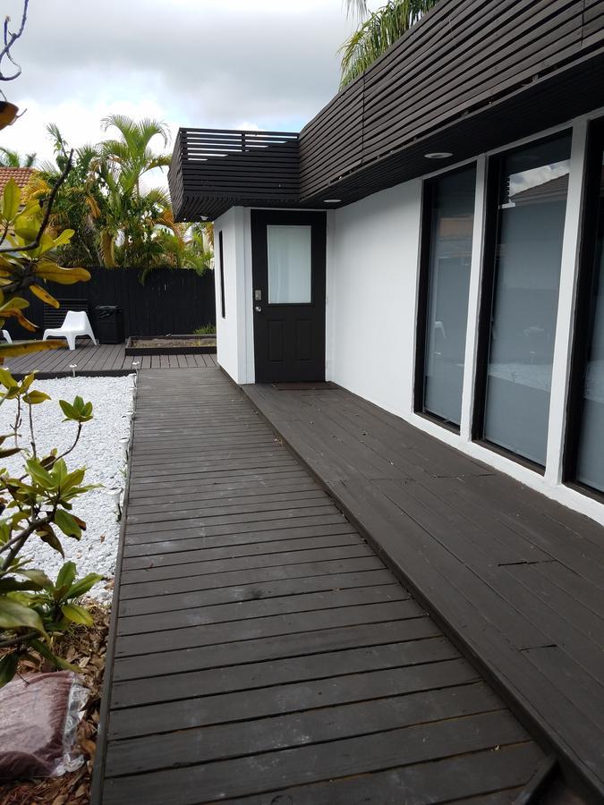 Modern Cabin 1 Miami Exterior photo
